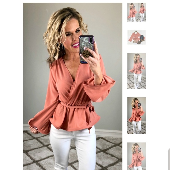 Blouse - Picture 2 of 5